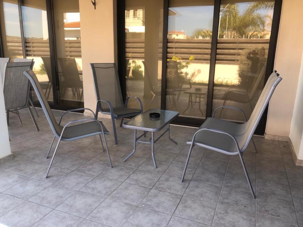 Villa Kot Pyla Exteriér fotografie